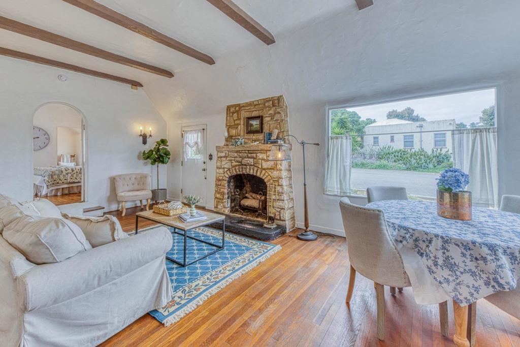 main property photo 5