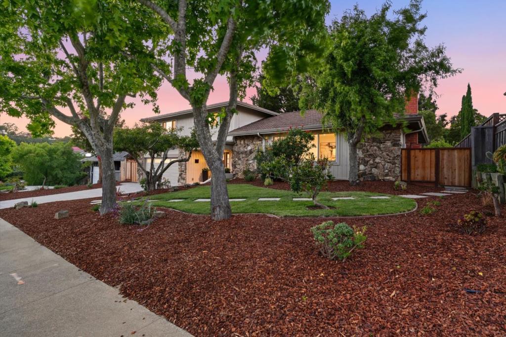 main property photo 67