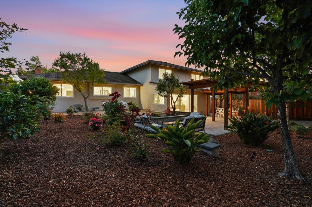main property photo 77