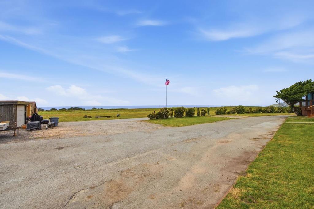main property photo 64