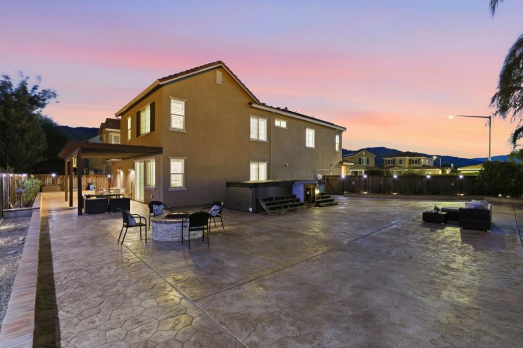 main property photo 60