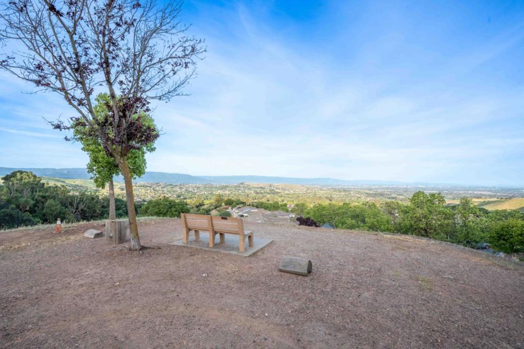 main property photo 57