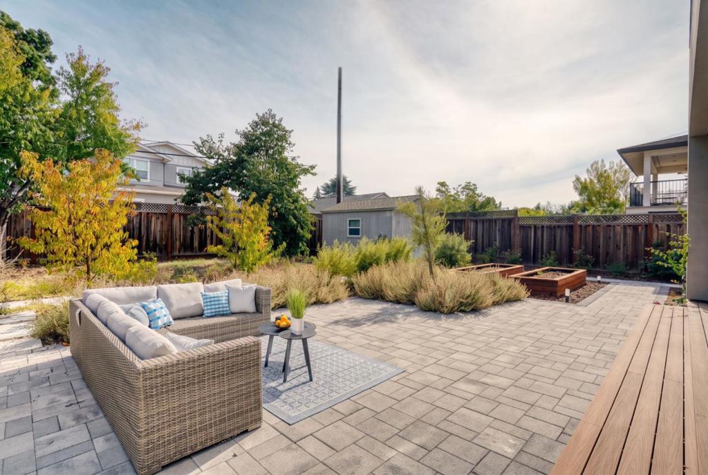 main property photo 62