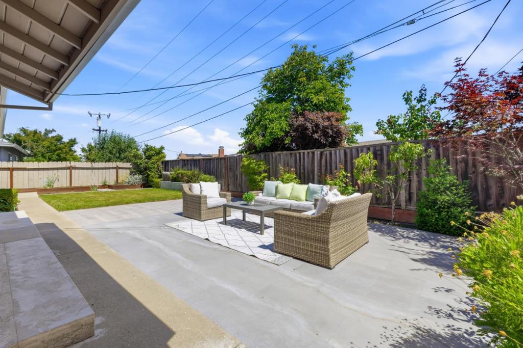 main property photo 61