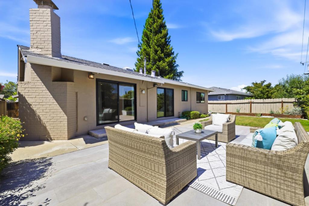 main property photo 63