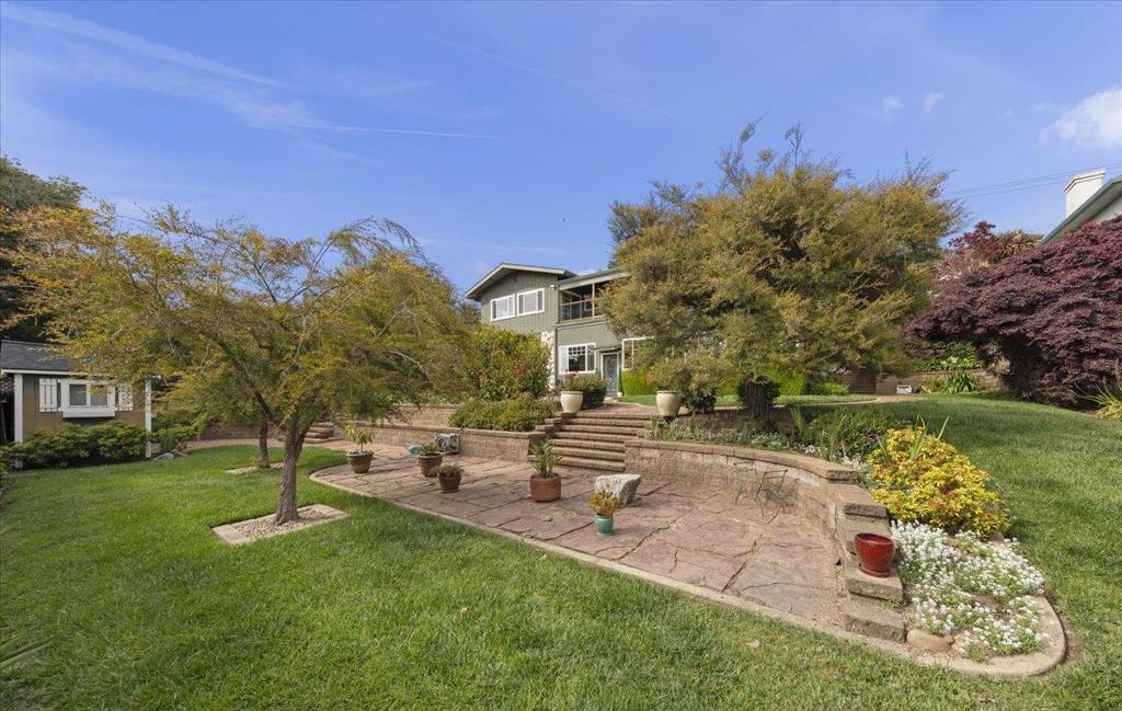 main property photo 66