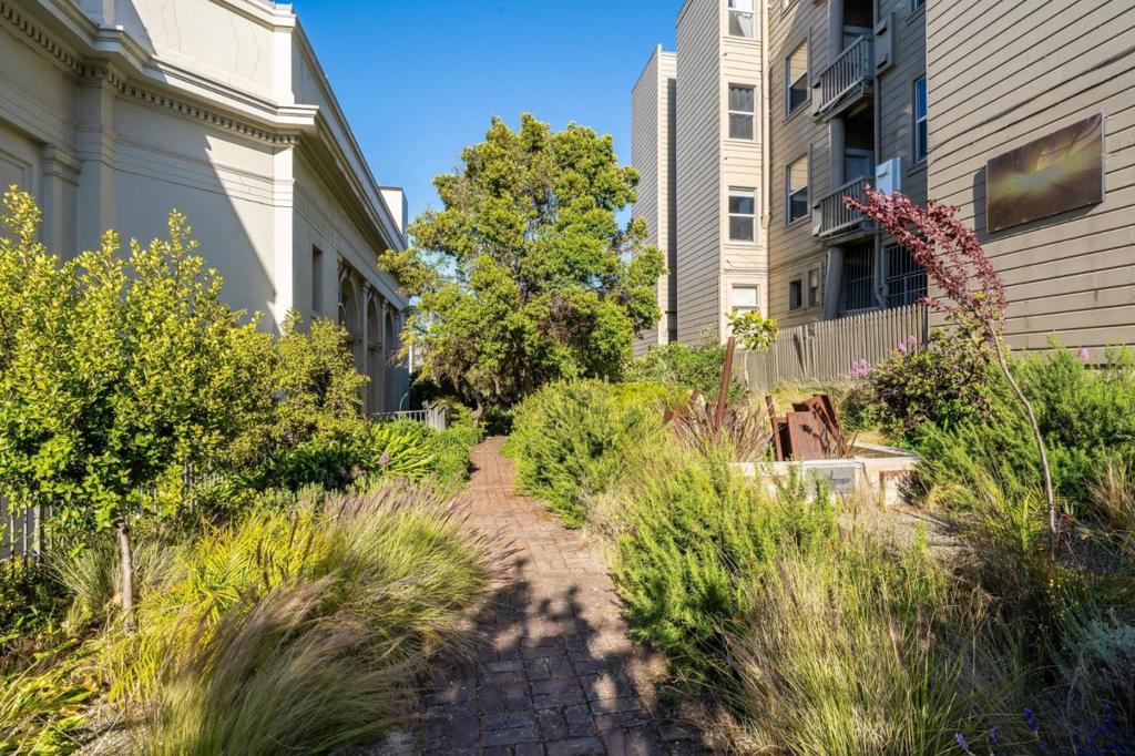 main property photo 110