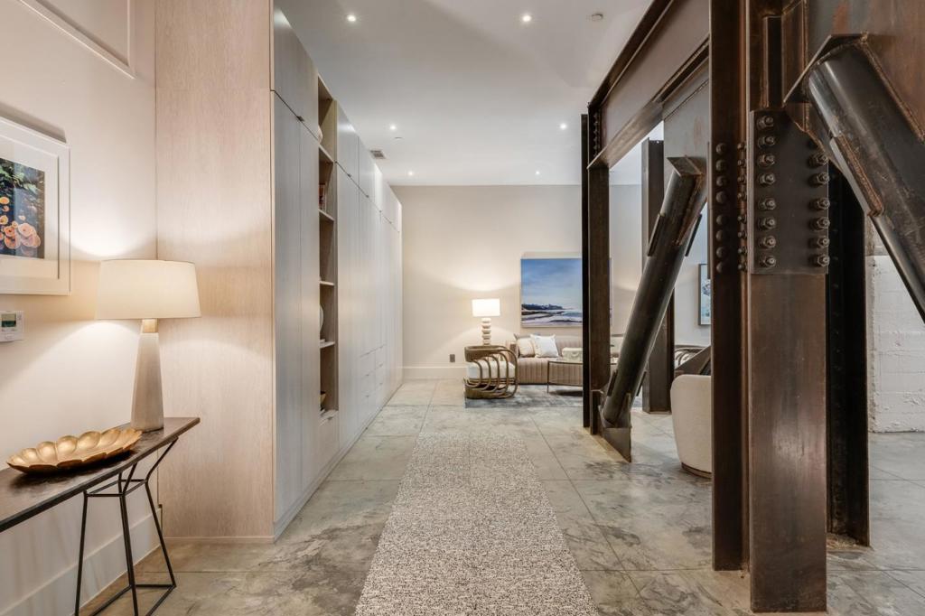 main property photo 59