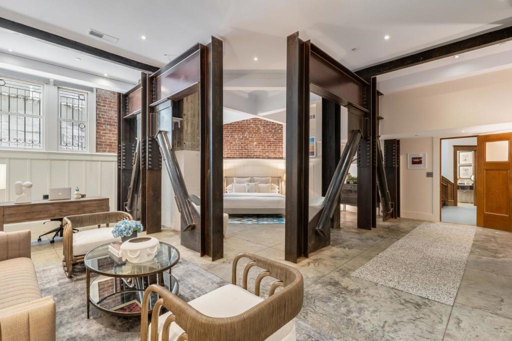 main property photo 61