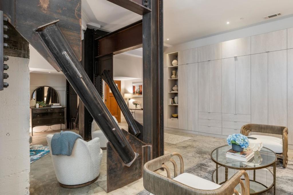 main property photo 64