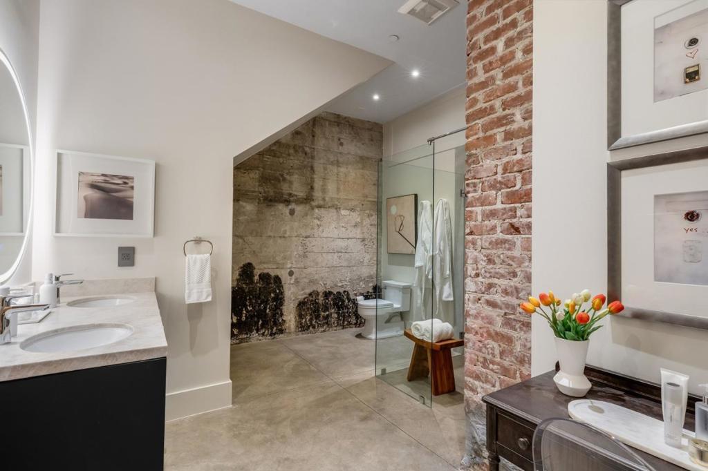 main property photo 80