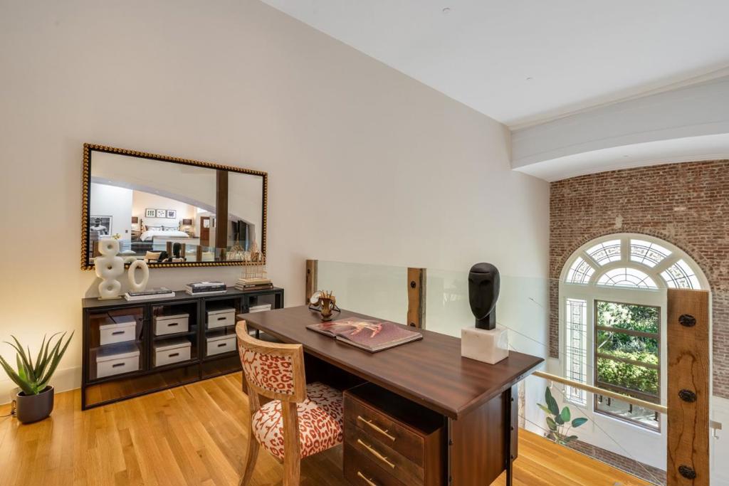 main property photo 84