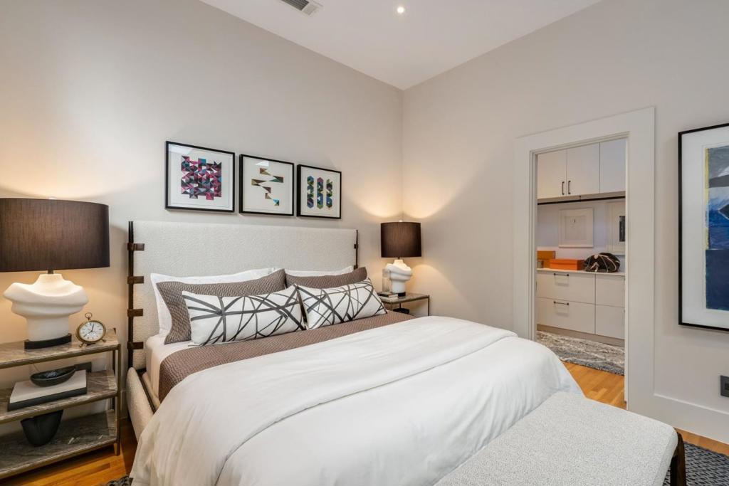 main property photo 99