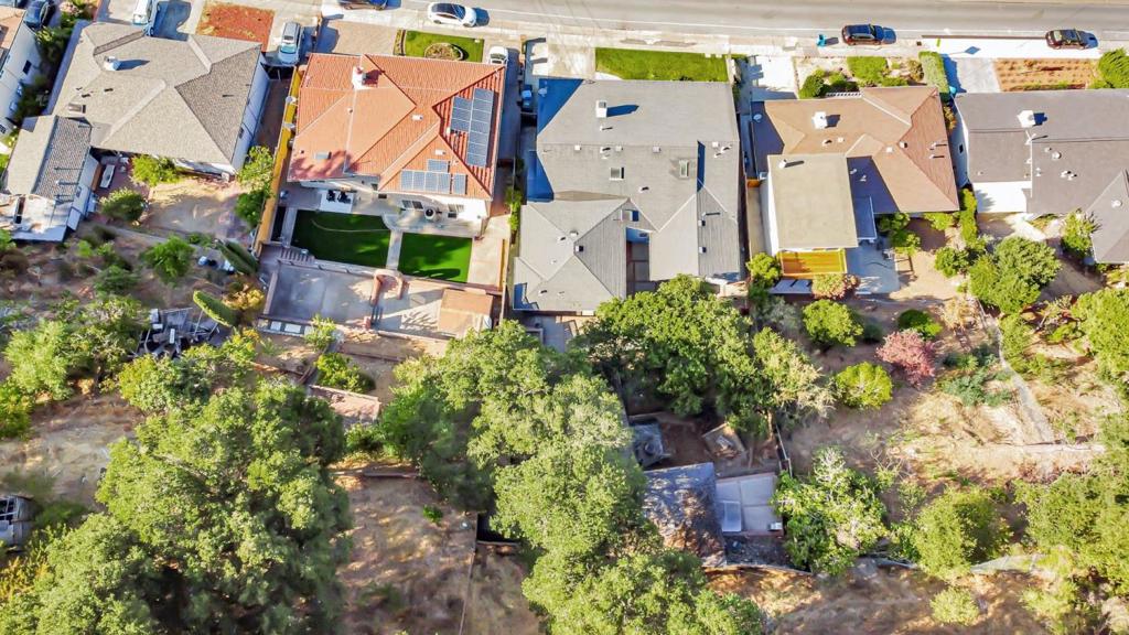 main property photo 57
