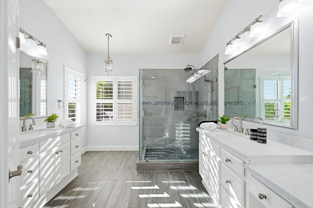 main property photo 68