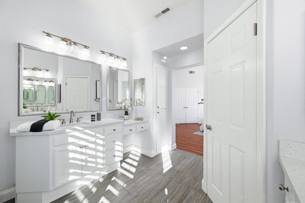 main property photo 71