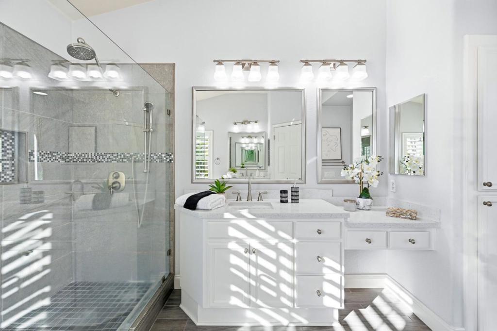 main property photo 73