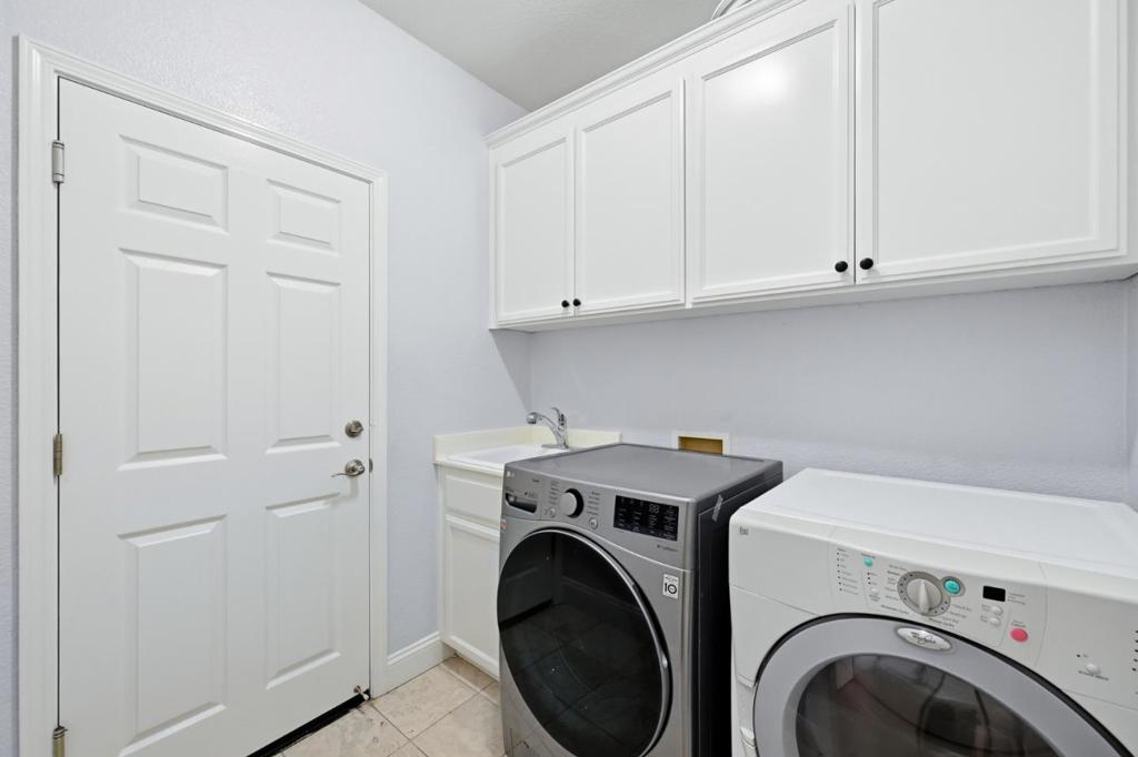 main property photo 76