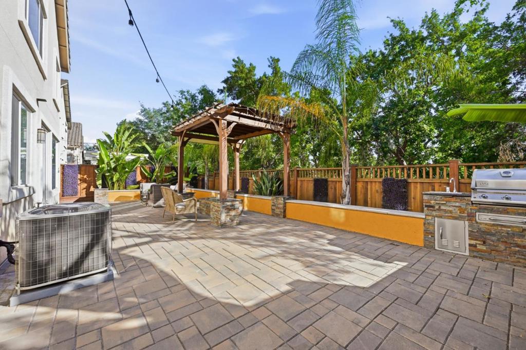 main property photo 86