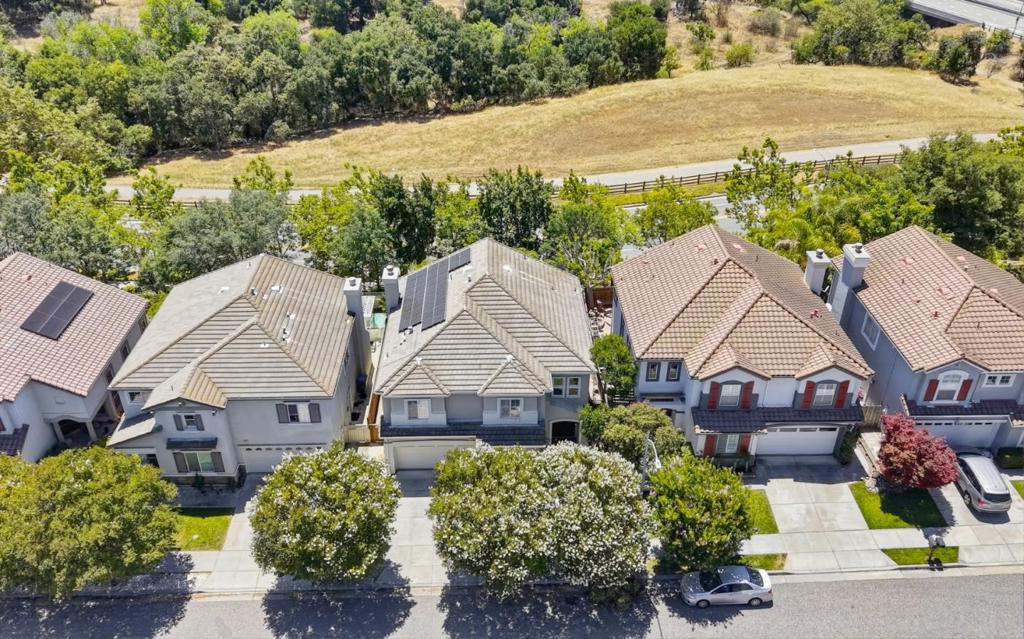 main property photo 92