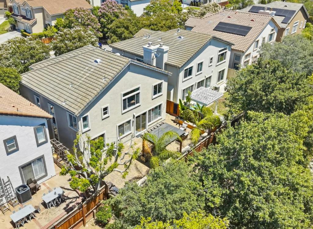 main property photo 95