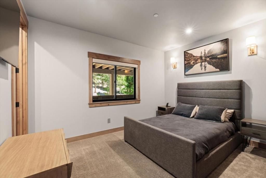 main property photo 76