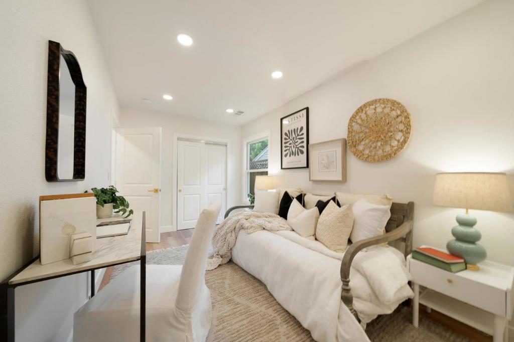 main property photo 64