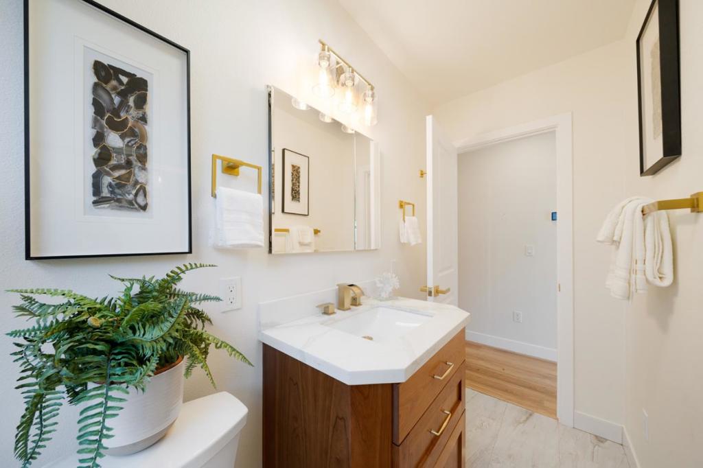 main property photo 69