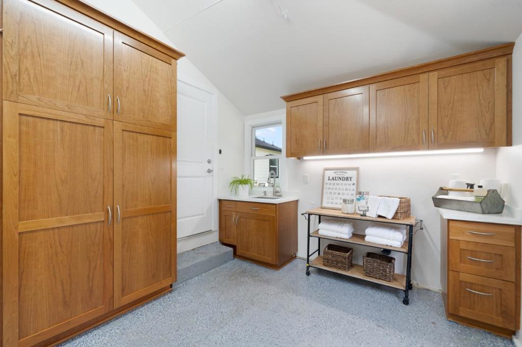 main property photo 72