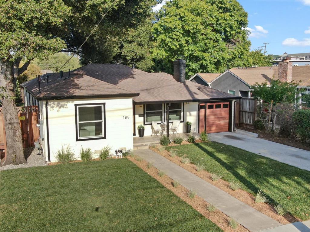 main property photo 79