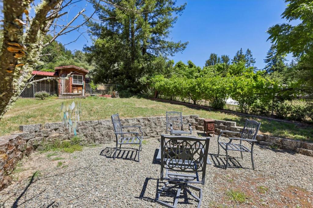 main property photo 50