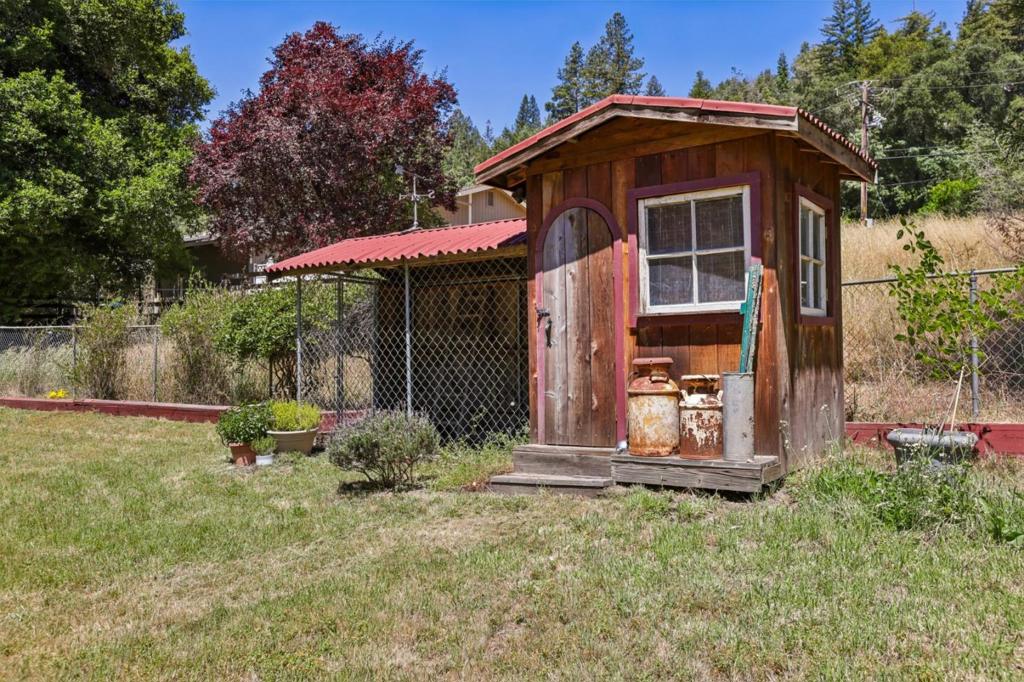 main property photo 54