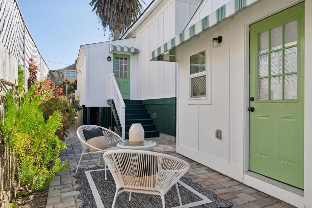 main property photo 63