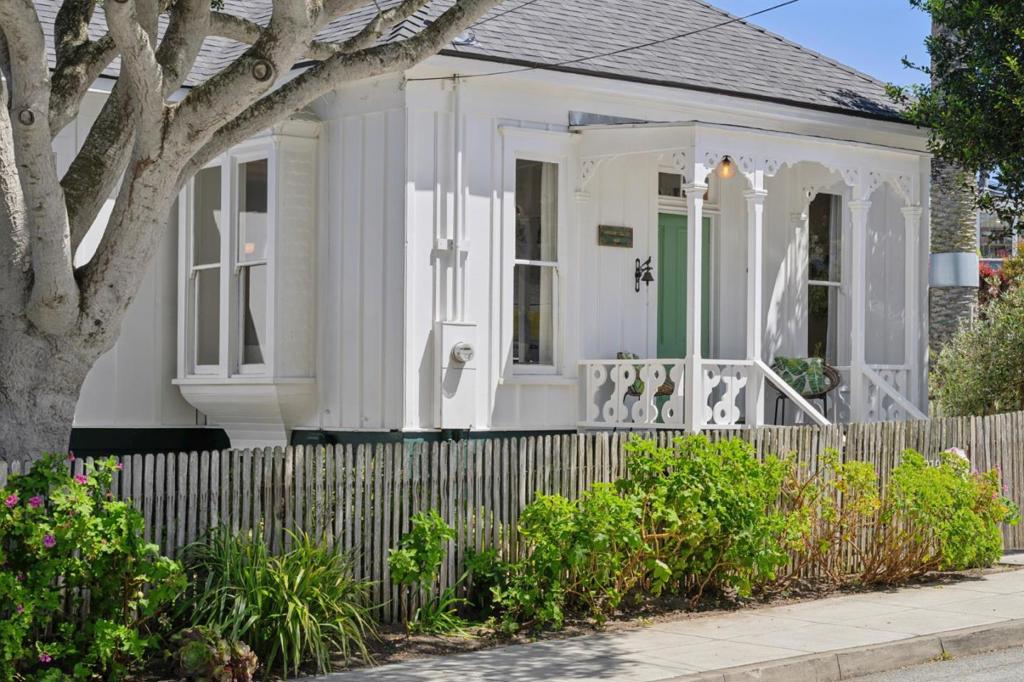 main property photo 69