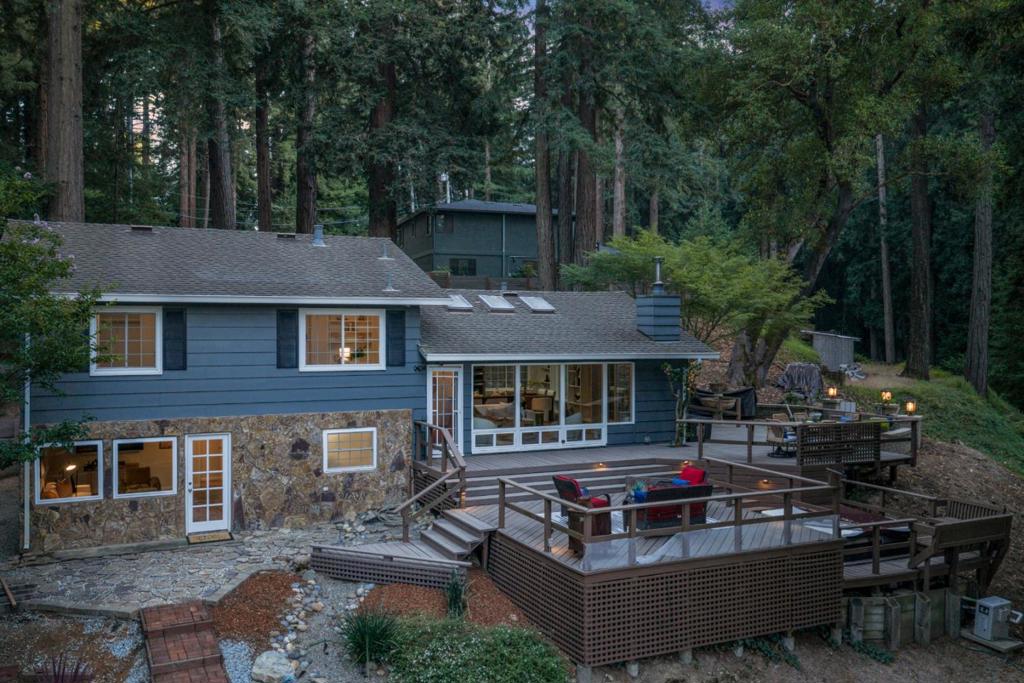 main property photo 69