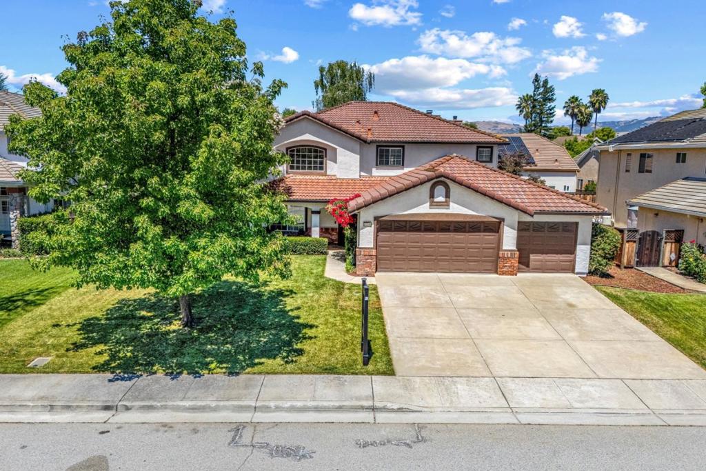 main property photo 59
