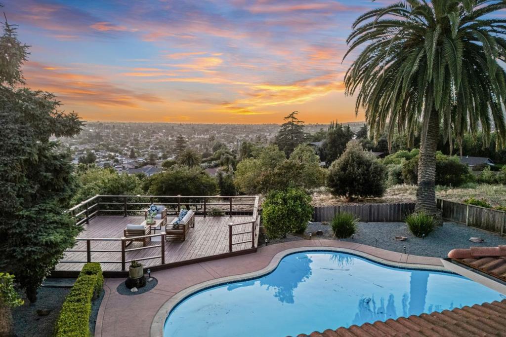 main property photo 88