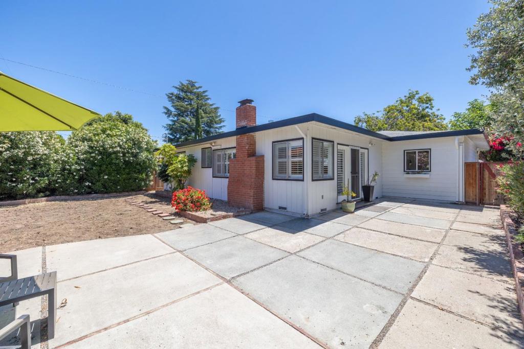 main property photo 52