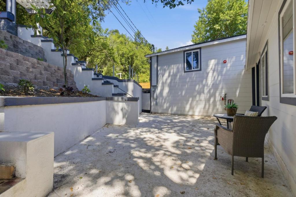 main property photo 58