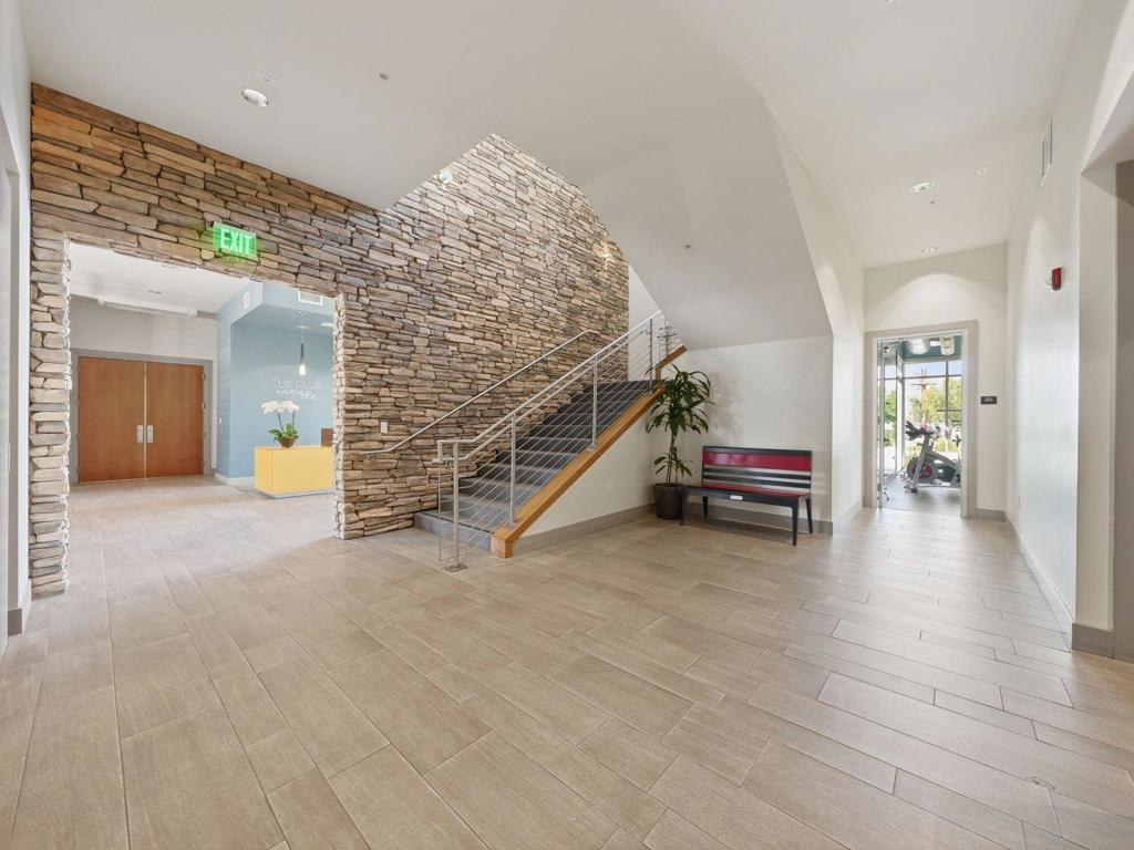 main property photo 89