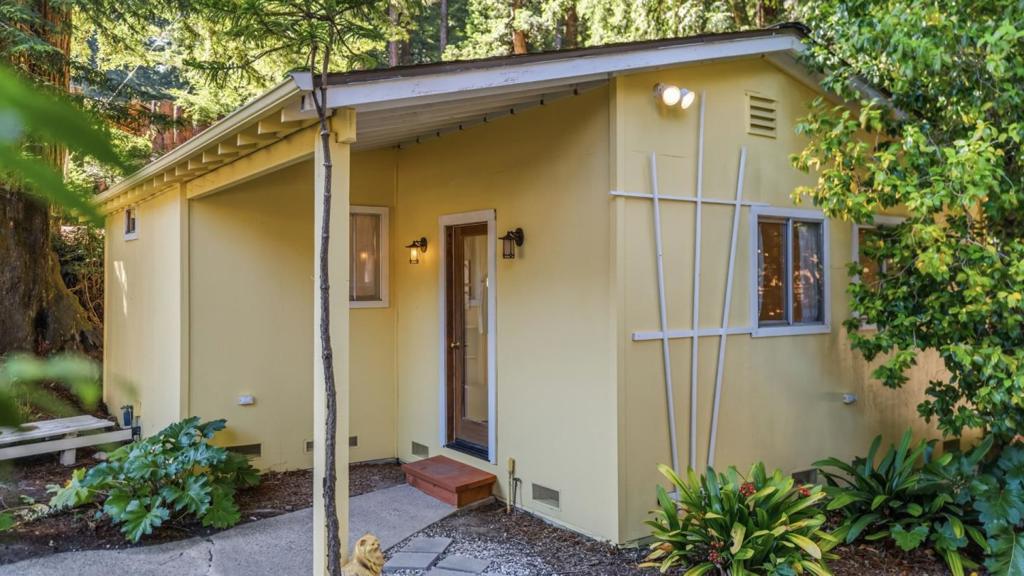 main property photo 18