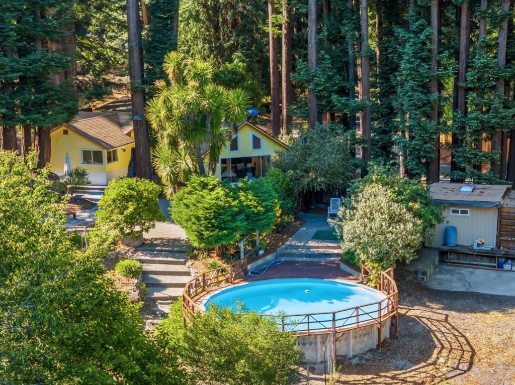main property photo 47