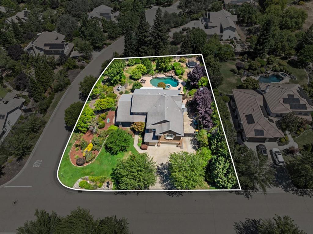 main property photo 73