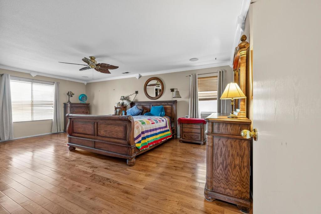 main property photo 58