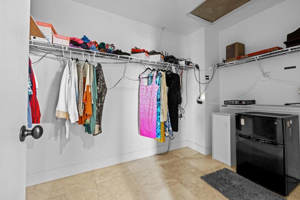main property photo 67
