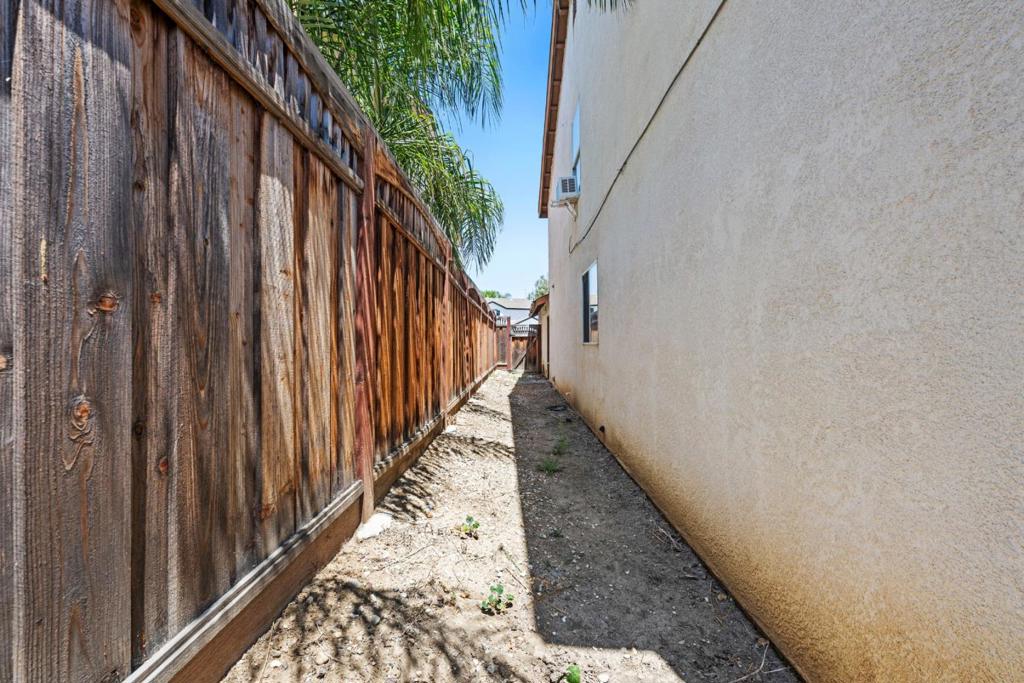 main property photo 73