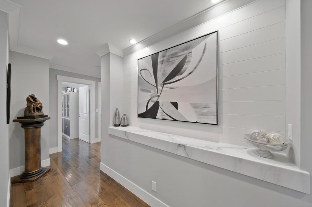 main property photo 90