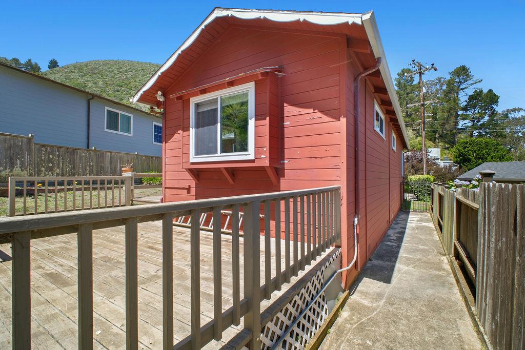 main property photo 6