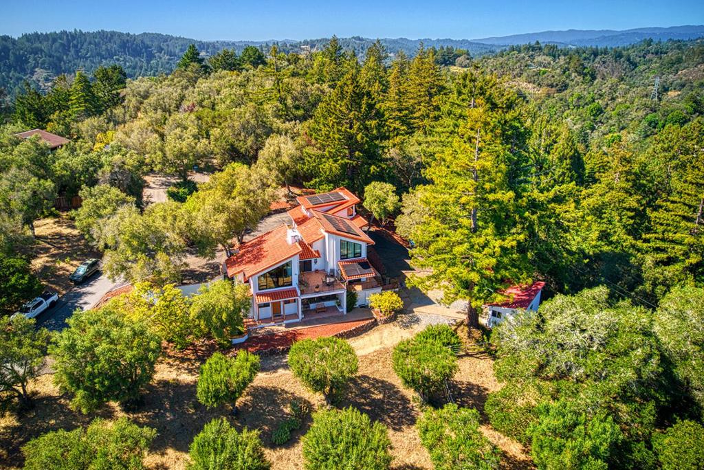 main property photo 88