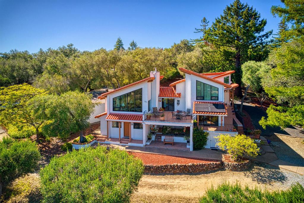 main property photo 90